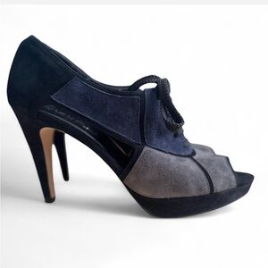 Vaneli Lace-Up Peep Toe Heels | Size 9